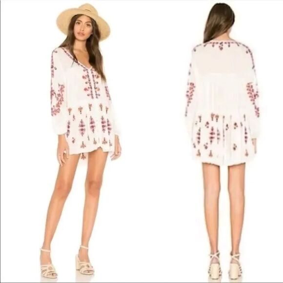Free People Dresses & Skirts - Free People Arianna White Red Embroidered Bohemian Tunic Mini Dress S